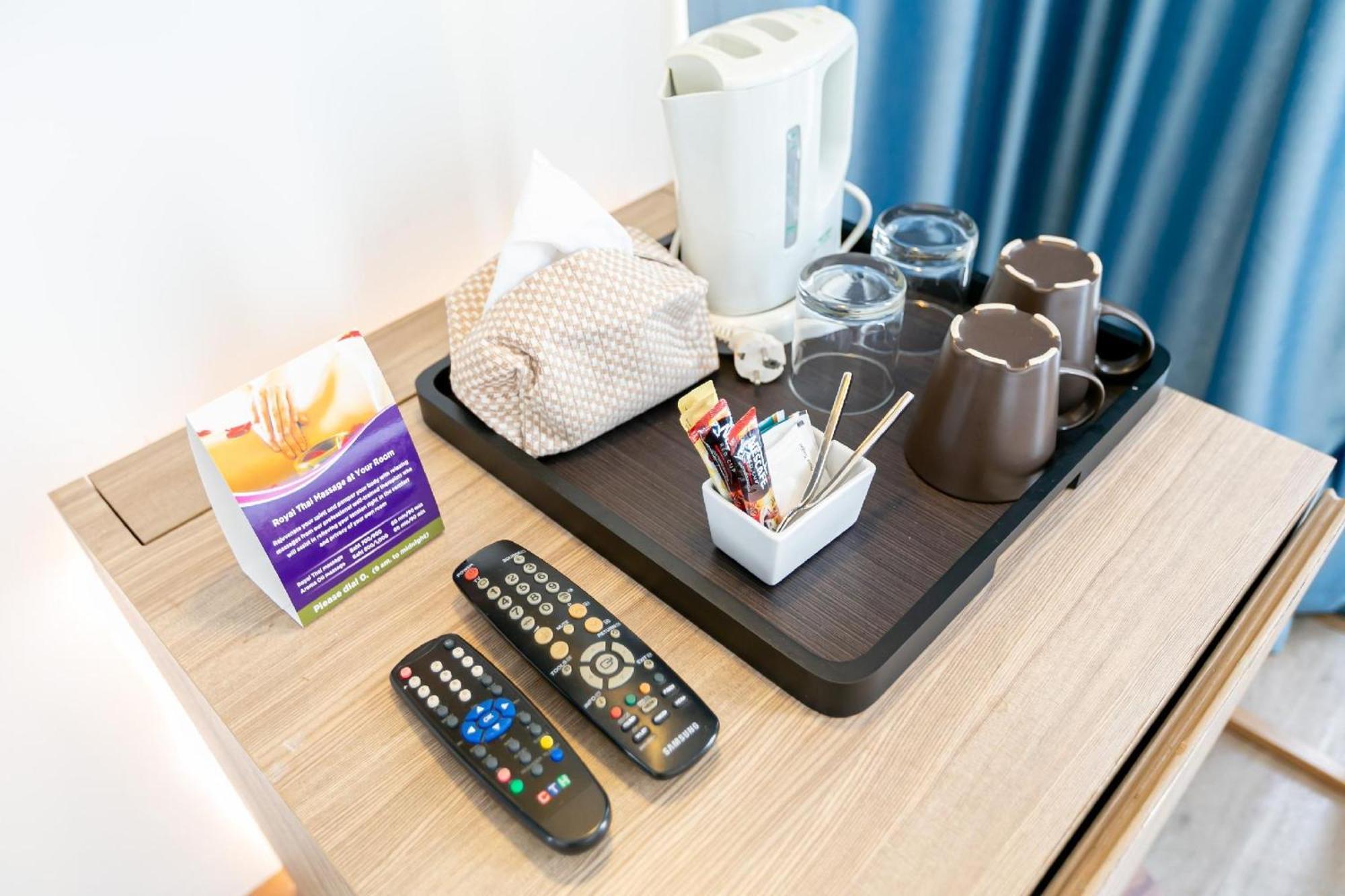 Hotel Uno Express Bangkok Zewnętrze zdjęcie