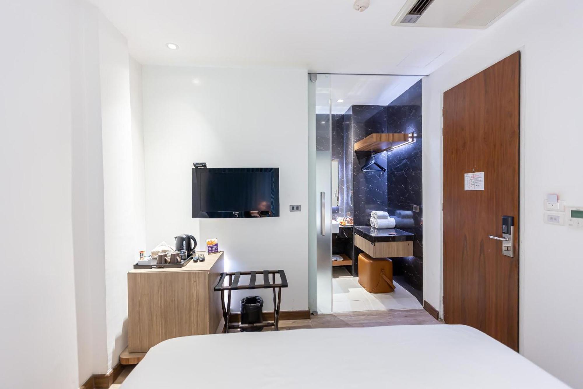 Hotel Uno Express Bangkok Zewnętrze zdjęcie